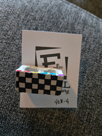 no. 428 Concrete Block Pin